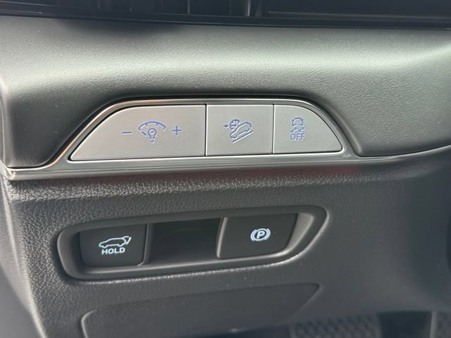 Certified 2025 Genesis GV80 2.5T Prestige AWD/4WD image 24