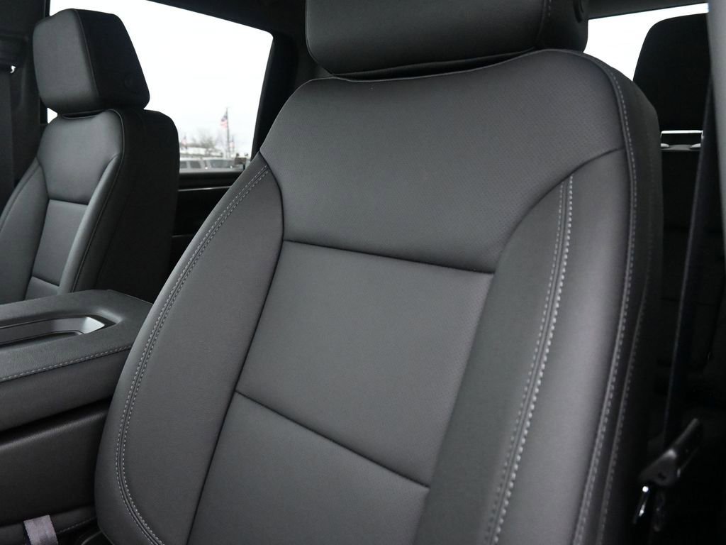 New 2026 GMC Sierra 3500 SLT image 17