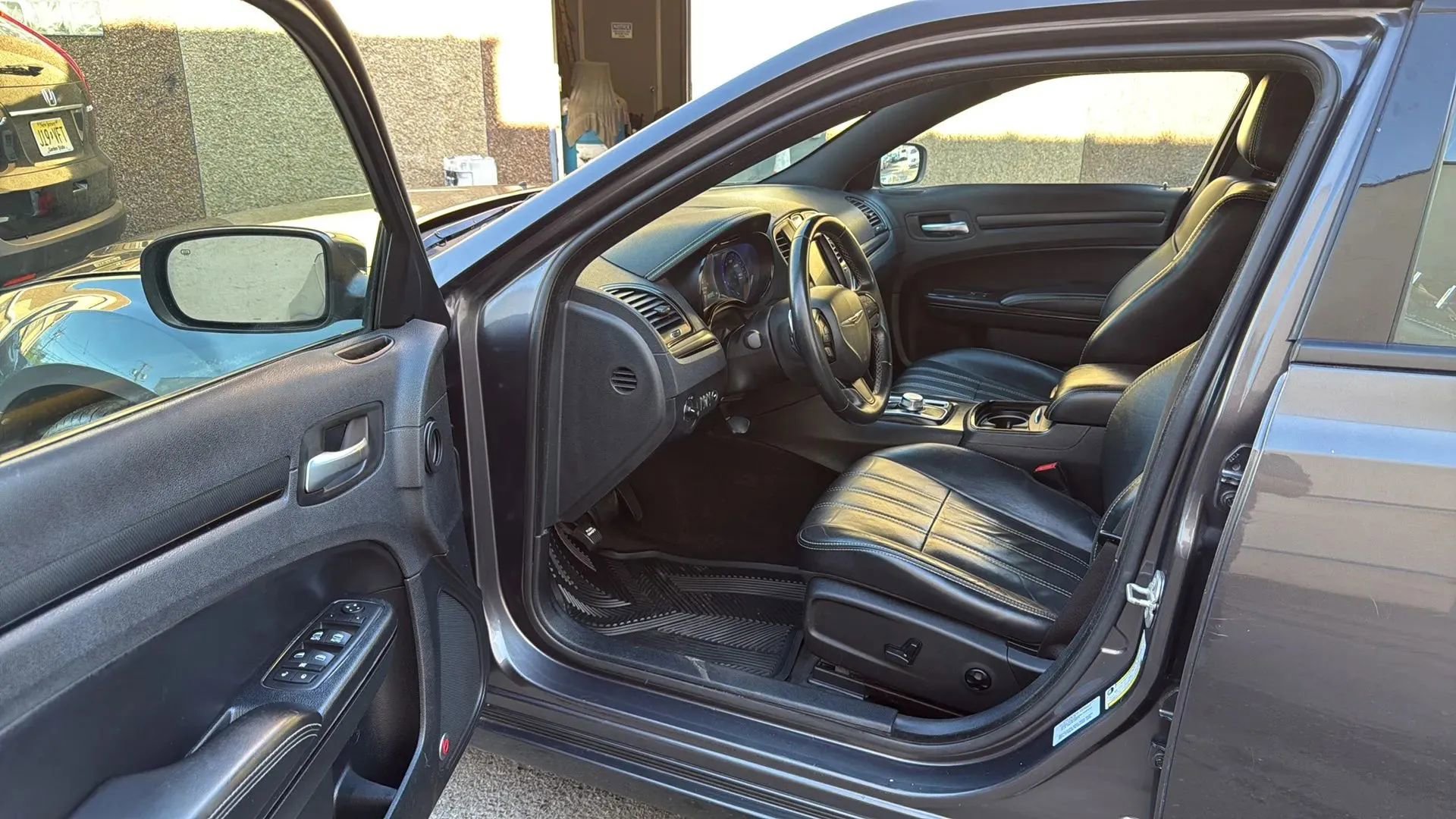 Used 2016 Chrysler 300 S RWD image 22