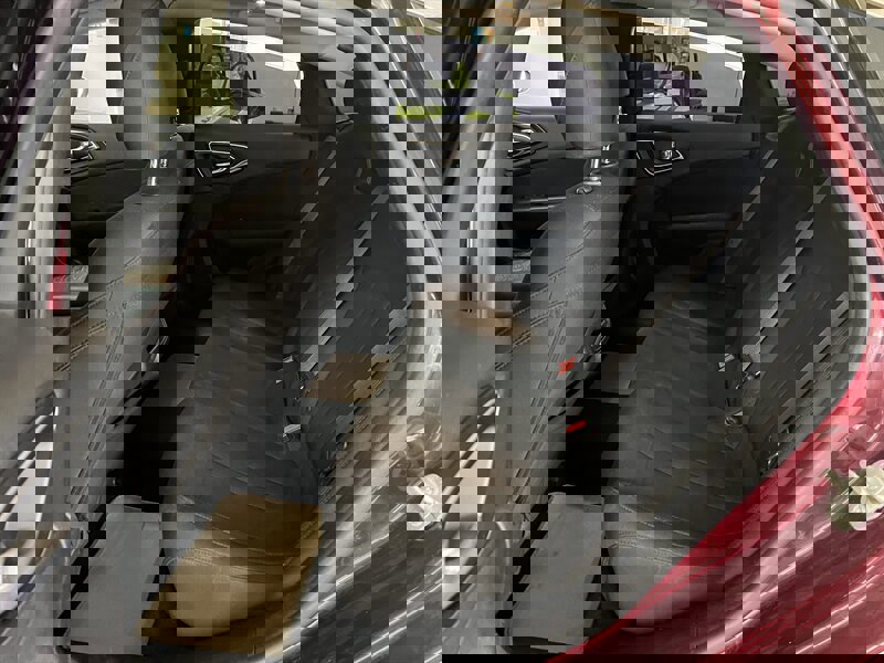 Used 2015 Chrysler 200 Limited w/ Convenience Group image 13