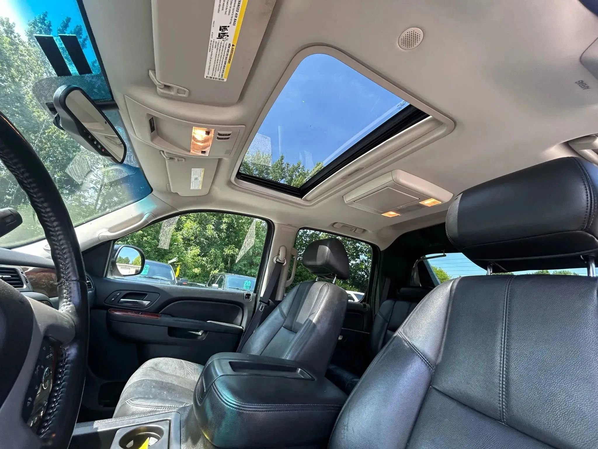 Used 2013 Chevrolet Avalanche LT AWD/4WD image 29