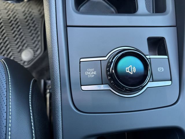 New 2026 Volkswagen Tiguan SE R-Line FWD image 17