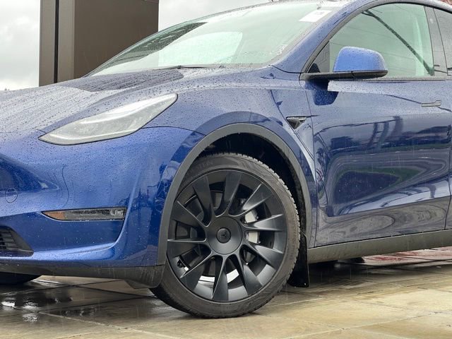 Used 2021 Tesla Model Y Long Range image 2