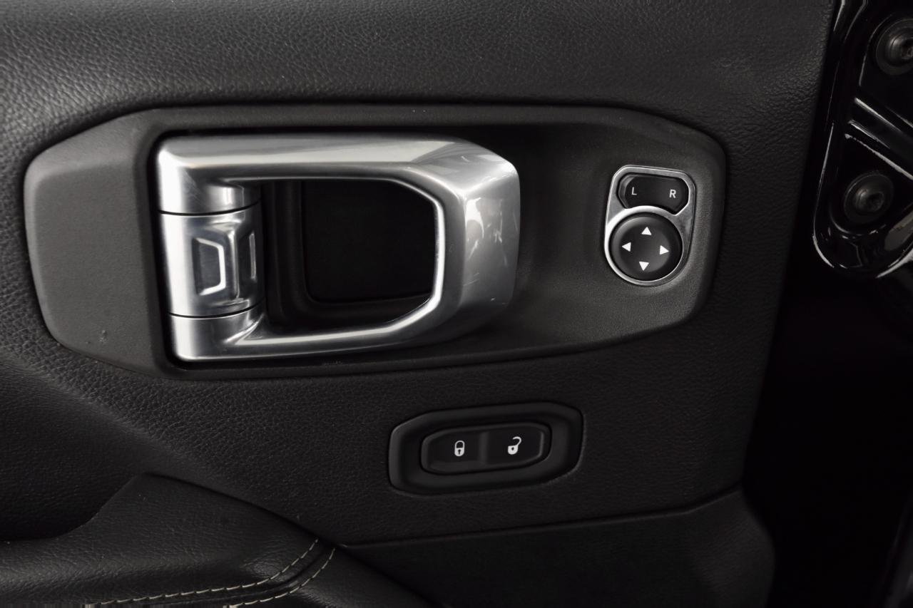 Used 2021 Jeep Wrangler Unlimited Sahara image 29