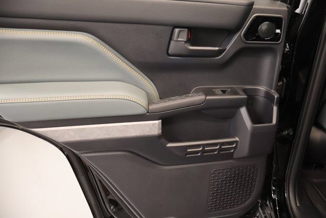 New 2026 Toyota 4Runner Trailhunter AWD/4WD image 32