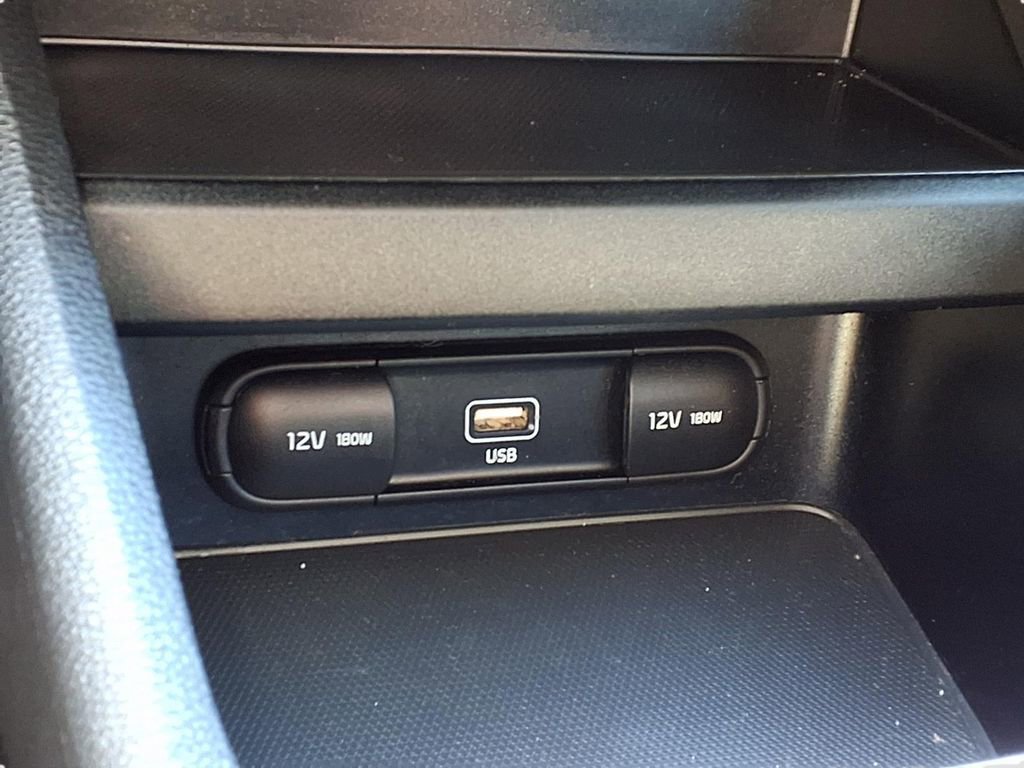 Used 2023 Kia Forte LXS w/ LXS Technology Package image 23