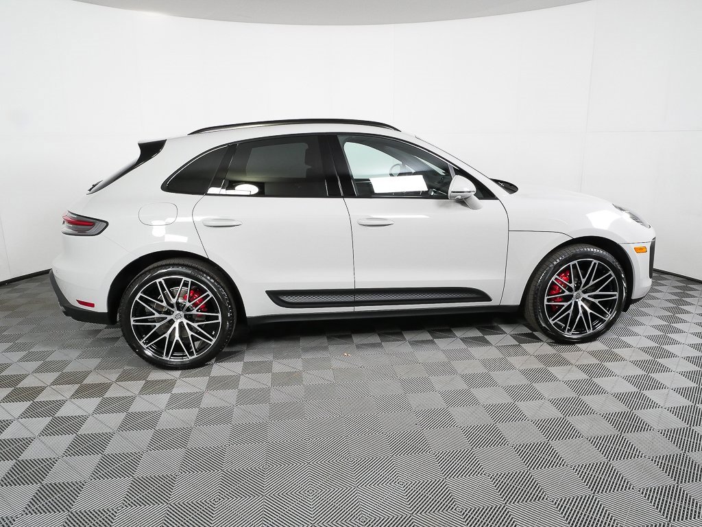New 2026 Porsche Macan S image 29