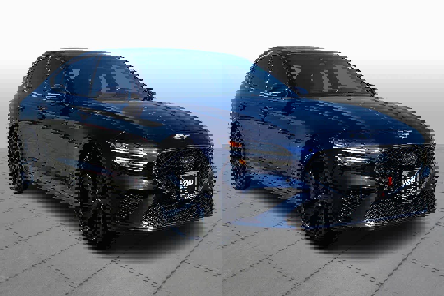 Used 2023 Genesis G70 2.0T w/ Sport Prestige Package image 3