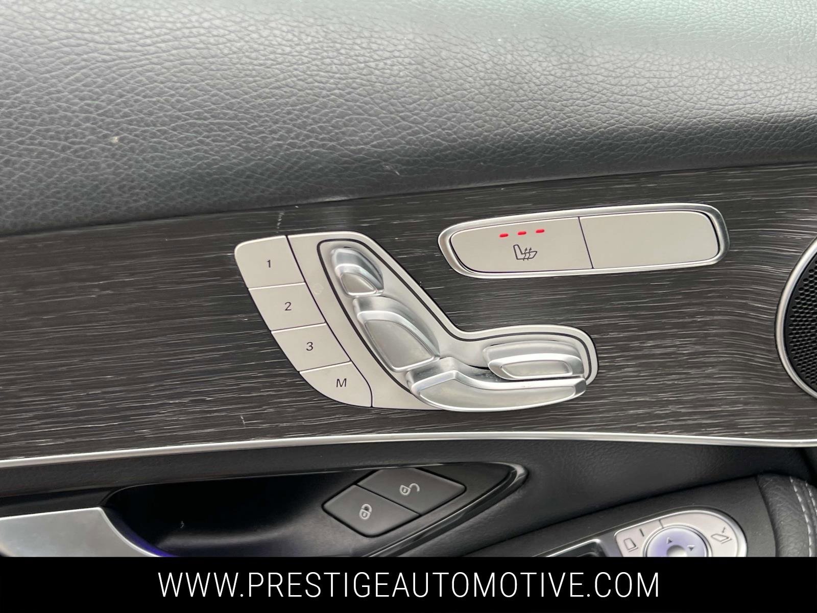 Used 2022 Mercedes-Benz GLC 300 GLC 300 image 17