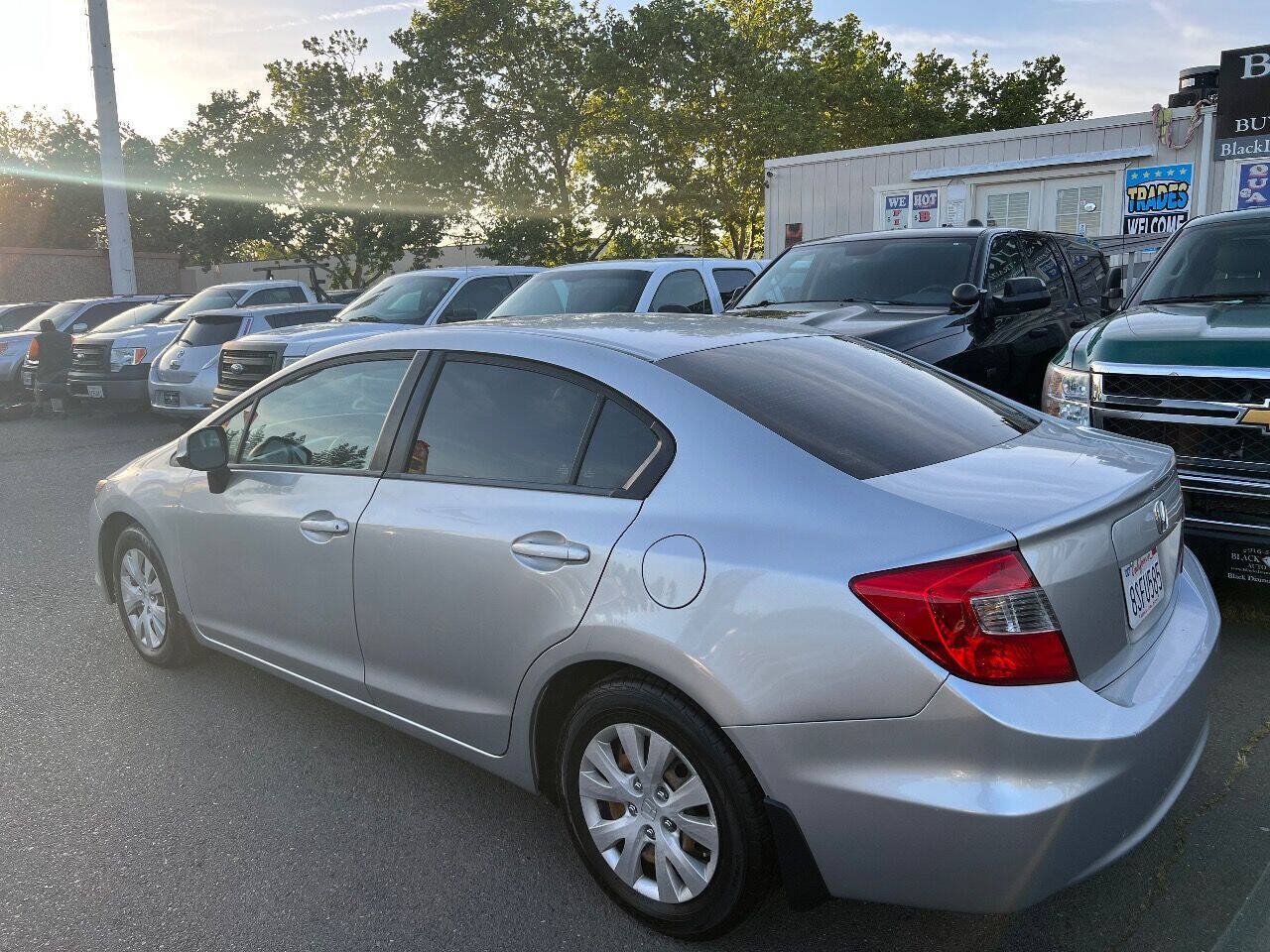 Used 2012 Honda Civic LX image 8