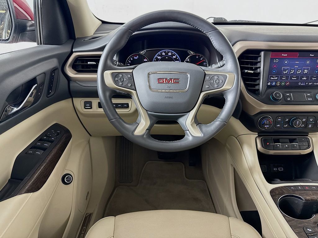 Used 2022 GMC Acadia Denali w/ Denali Ultimate Package FWD image 24