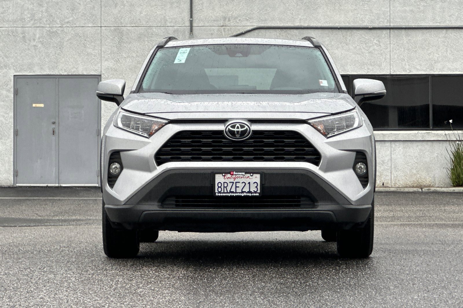 Used 2021 Toyota RAV4 XLE image 10