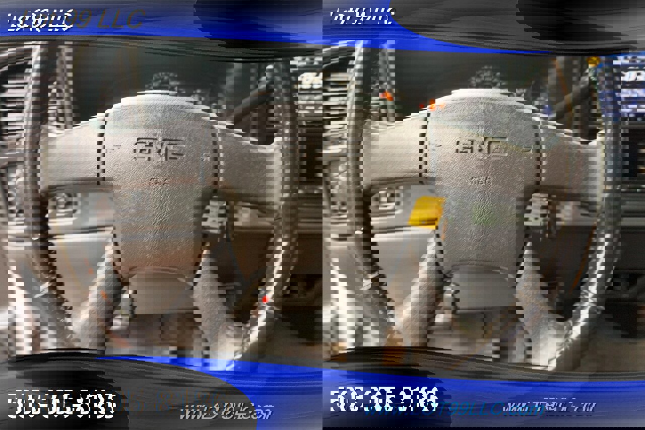 Used 2004 GMC Sierra 2500 SLE w/ Heavy-Duty Power Package image 23