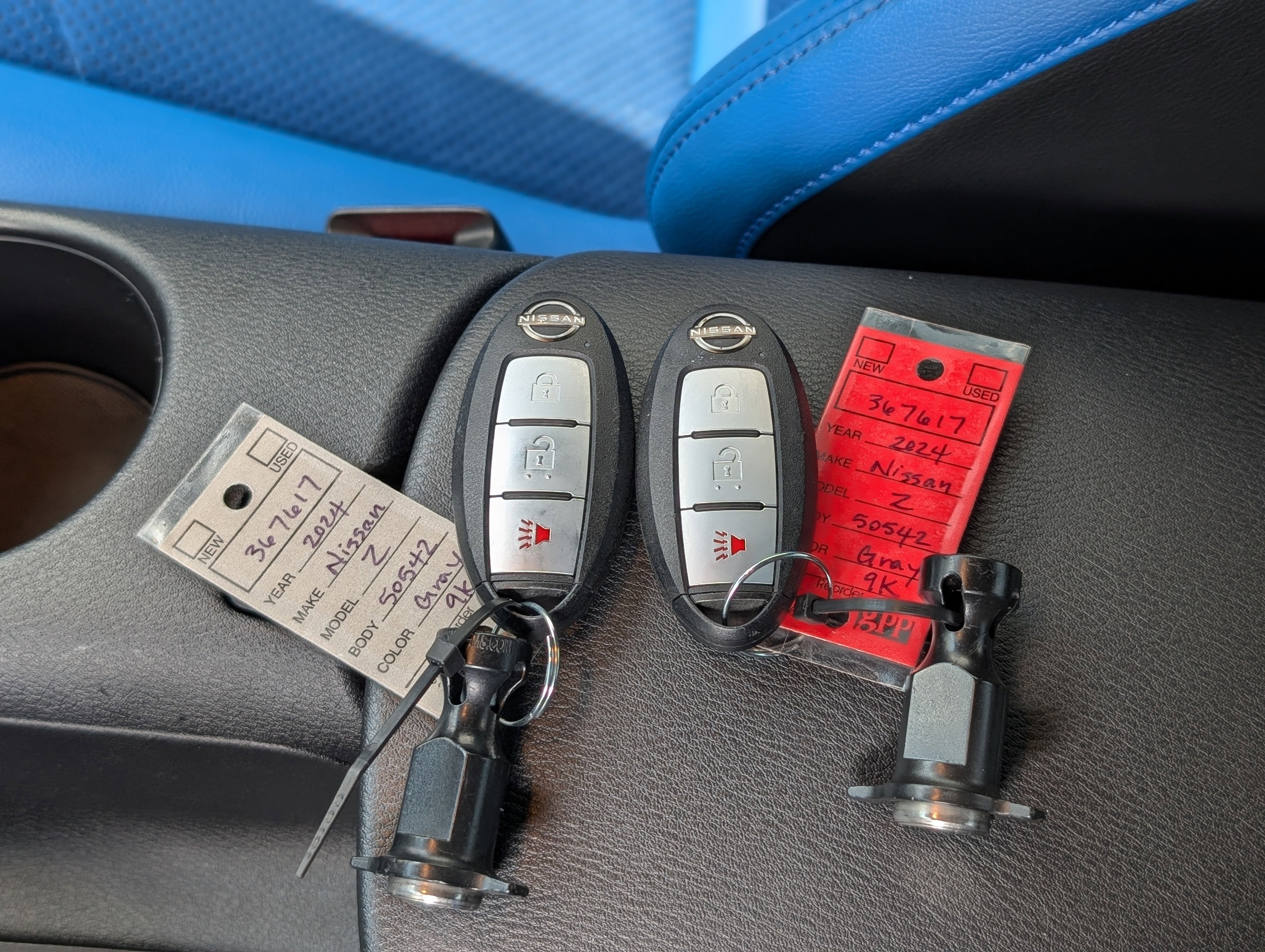 Used 2024 Nissan Z Performance w/ Floor Mat Package RWD image 35