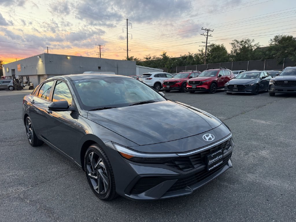 Used 2025 Hyundai Elantra SEL