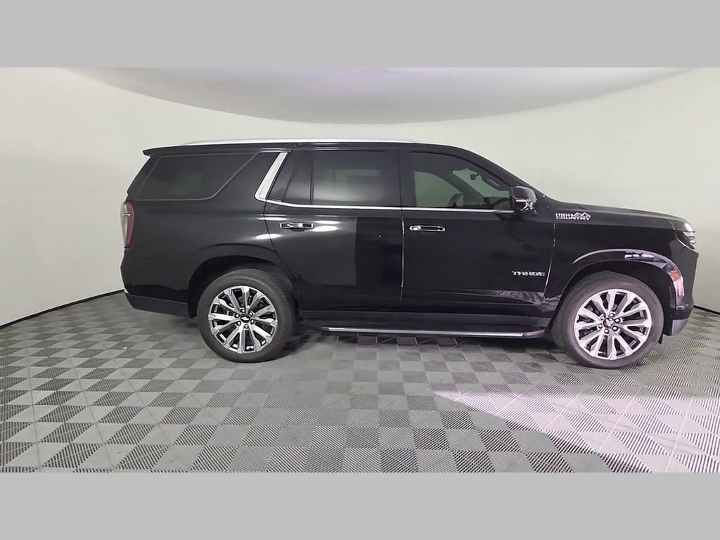 Used 2025 Chevrolet Tahoe High Country RWD image 37