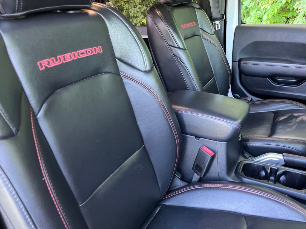 Used 2022 Jeep Wrangler Rubicon w/ Cold Weather Group AWD/4WD image 43