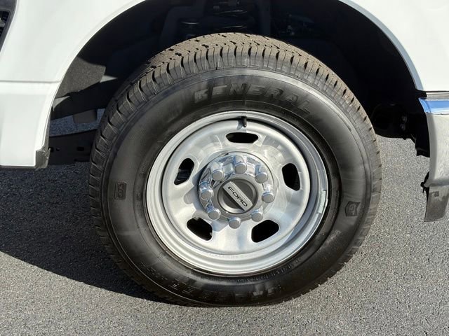 Used 2024 Ford F350 XL w/ XL Chrome Package image 24