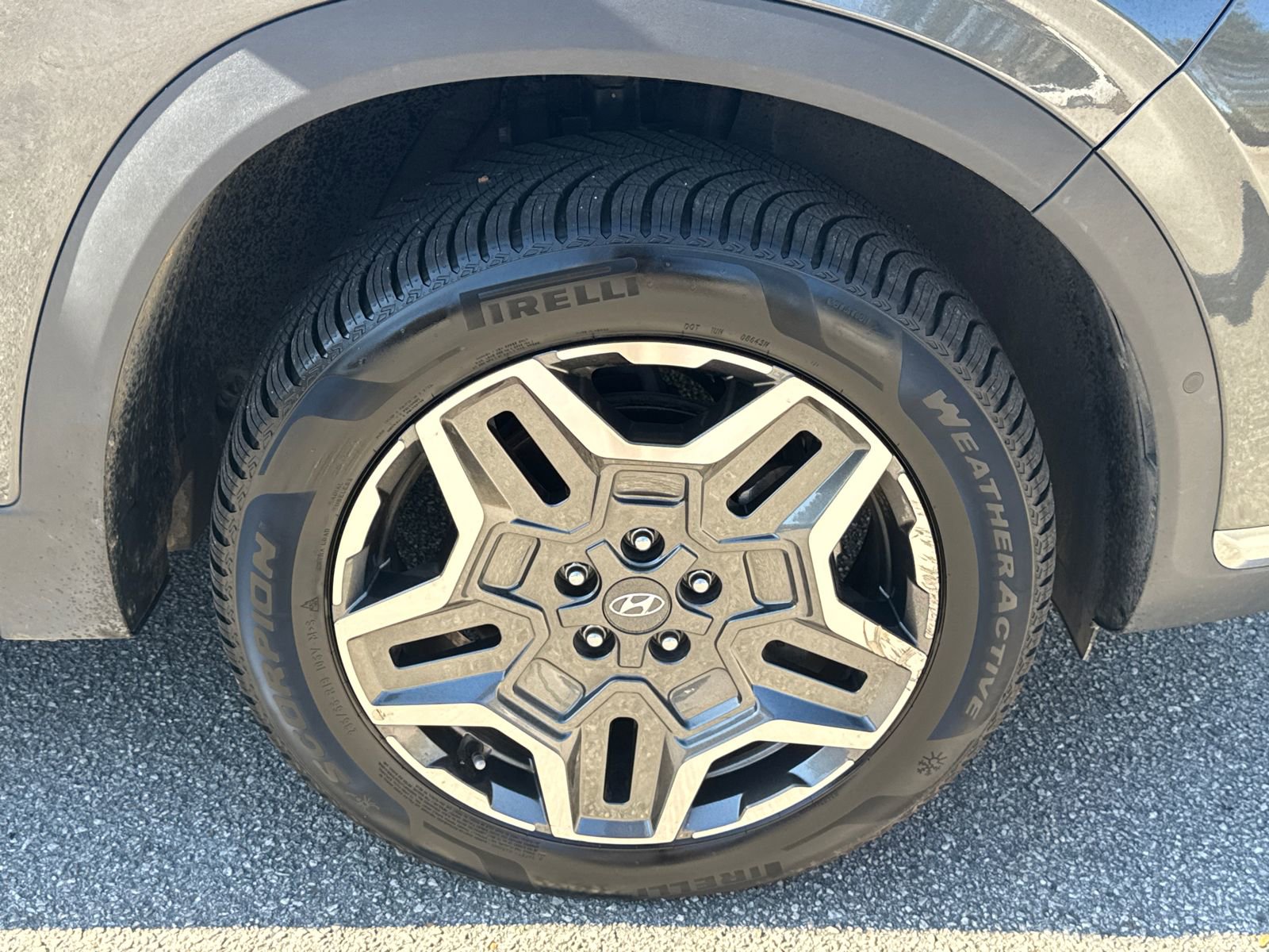 Used 2023 Hyundai Santa Fe Limited image 12