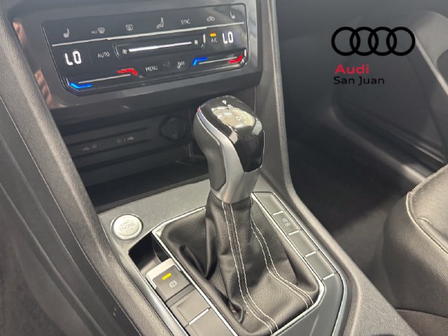 Used 2023 Volkswagen Tiguan SE FWD image 31