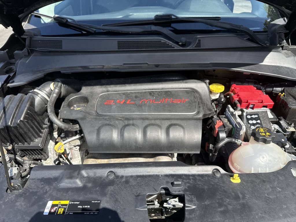 Used 2019 Jeep Compass Latitude AWD/4WD image 16