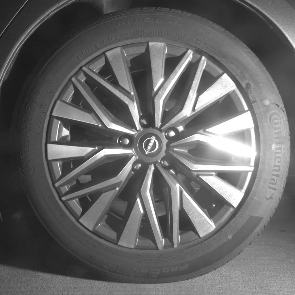 Used 2025 Nissan Altima 2.5 SV image 14