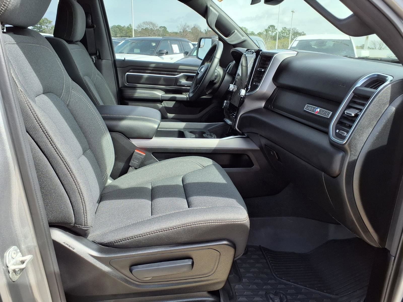 Used 2024 RAM 1500 Lone Star image 19