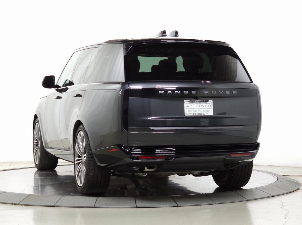 Certified 2025 Land Rover Range Rover SE AWD/4WD image 3