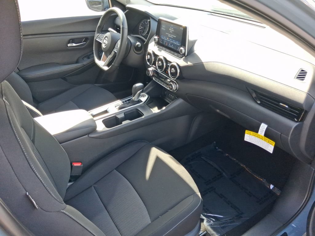 Used 2025 Nissan Sentra SV w/ All-Weather Package FWD image 22