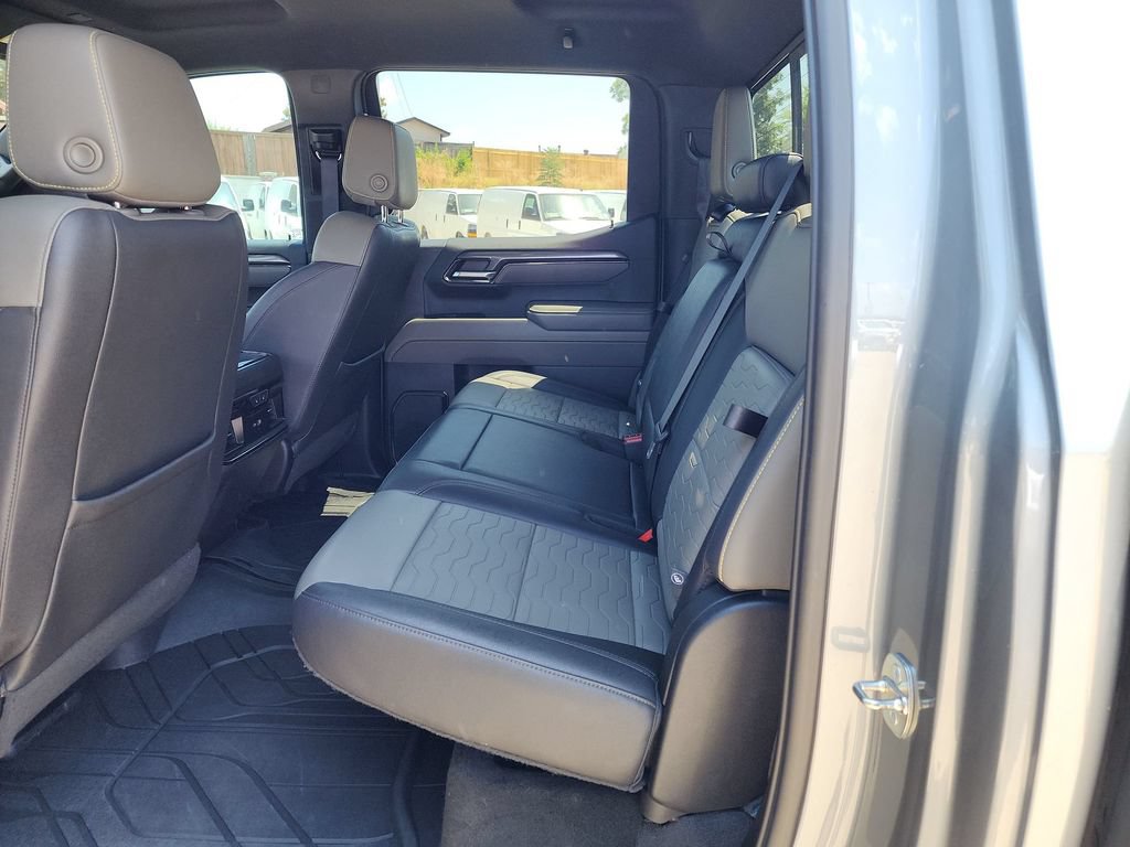 Certified 2023 Chevrolet Silverado 1500 ZR2 w/ Technology Package AWD/4WD image 21