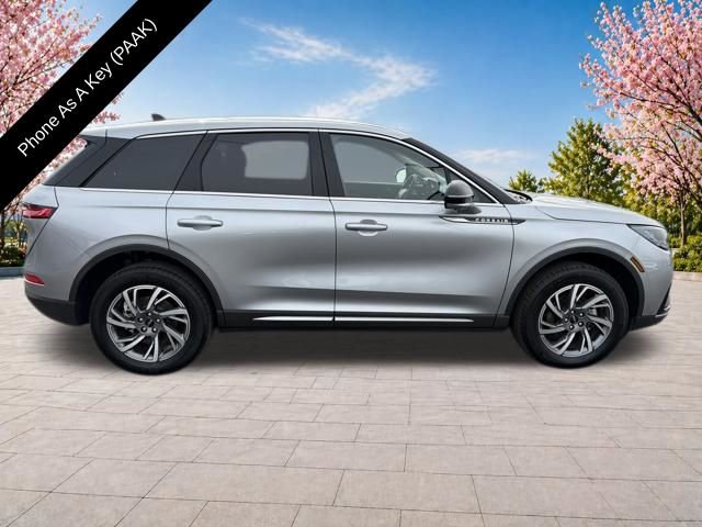 Certified 2024 Lincoln Corsair AWD w/ Equipment Group 101A image 9