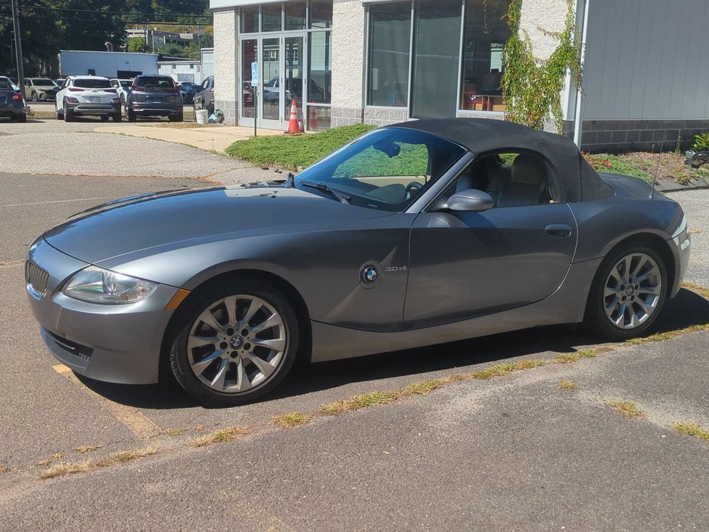 Used 2008 BMW Z4 3.0si RWD image 2