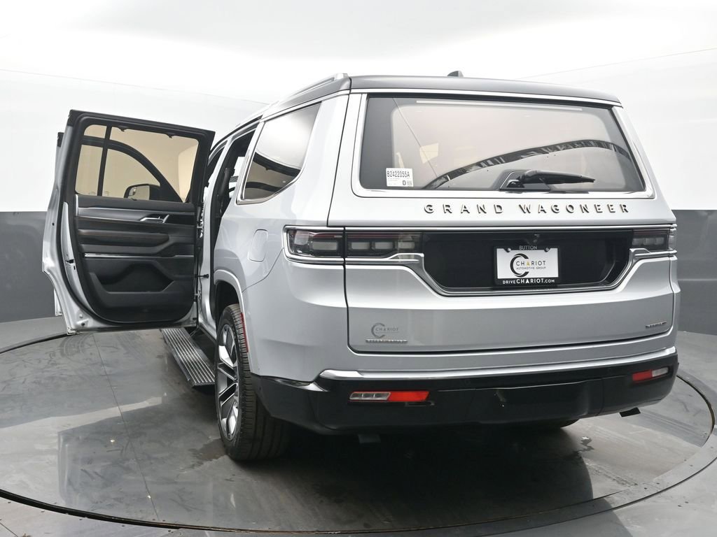 Used 2023 Jeep Grand Wagoneer Series III image 58