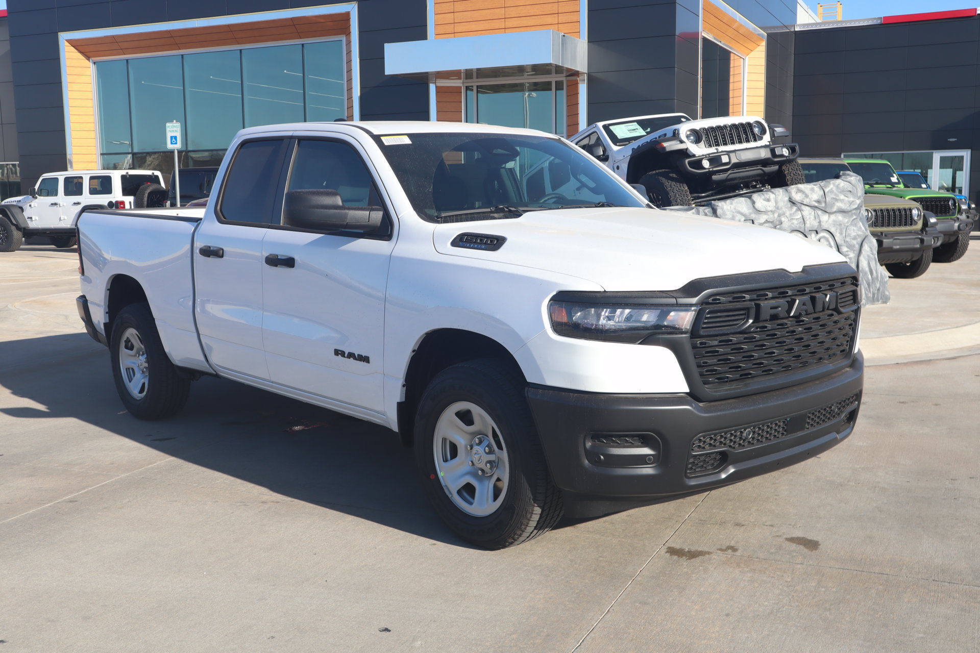 New 2026 RAM 1500 Tradesman AWD/4WD 360° Tour