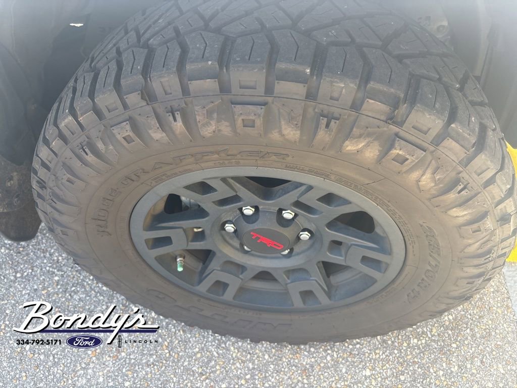 Used 2024 Toyota 4Runner SR5 Premium w/ Moonroof Package image 4