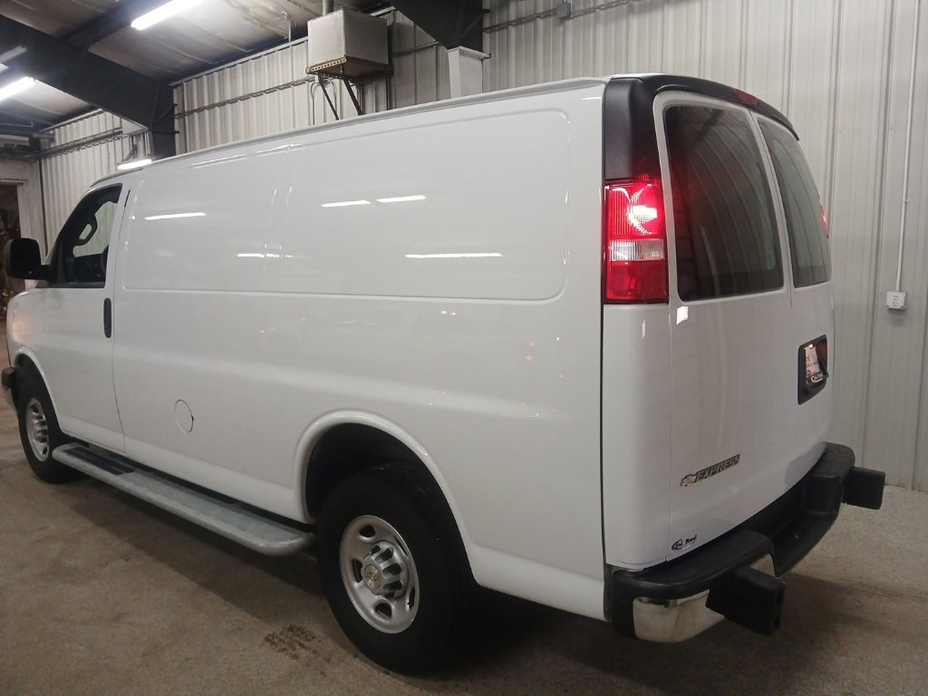Used 2024 Chevrolet Express 2500 w/ Driver Convenience Package image 21