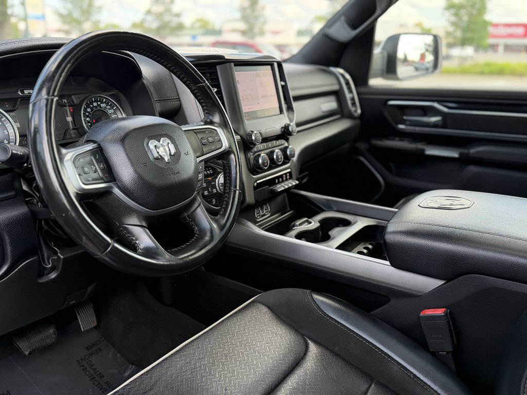 Used 2022 RAM 1500 Laramie w/ Sport Appearance Package AWD/4WD image 10