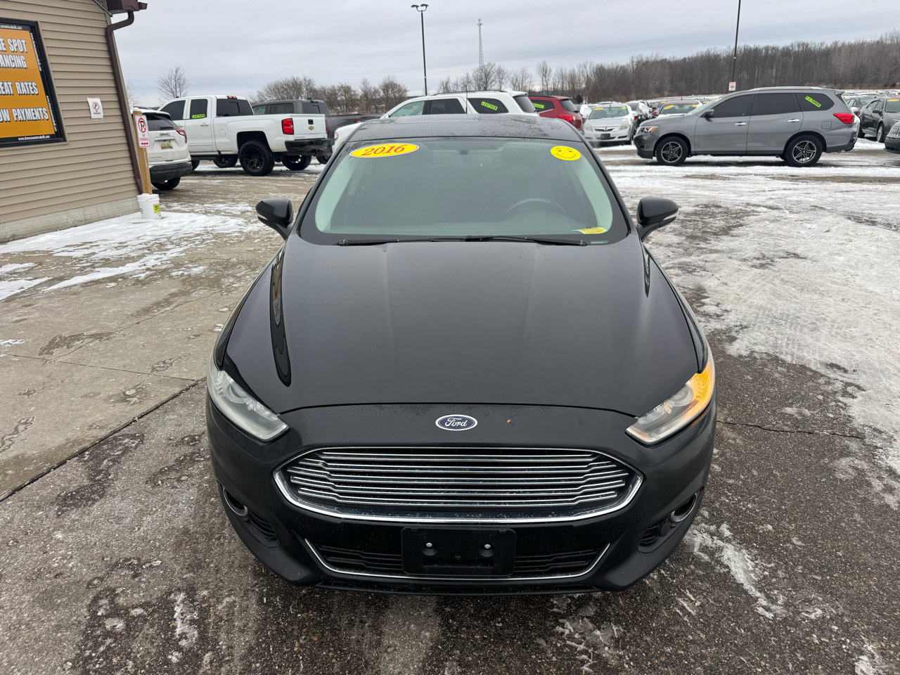 Used 2016 Ford Fusion Titanium image 2