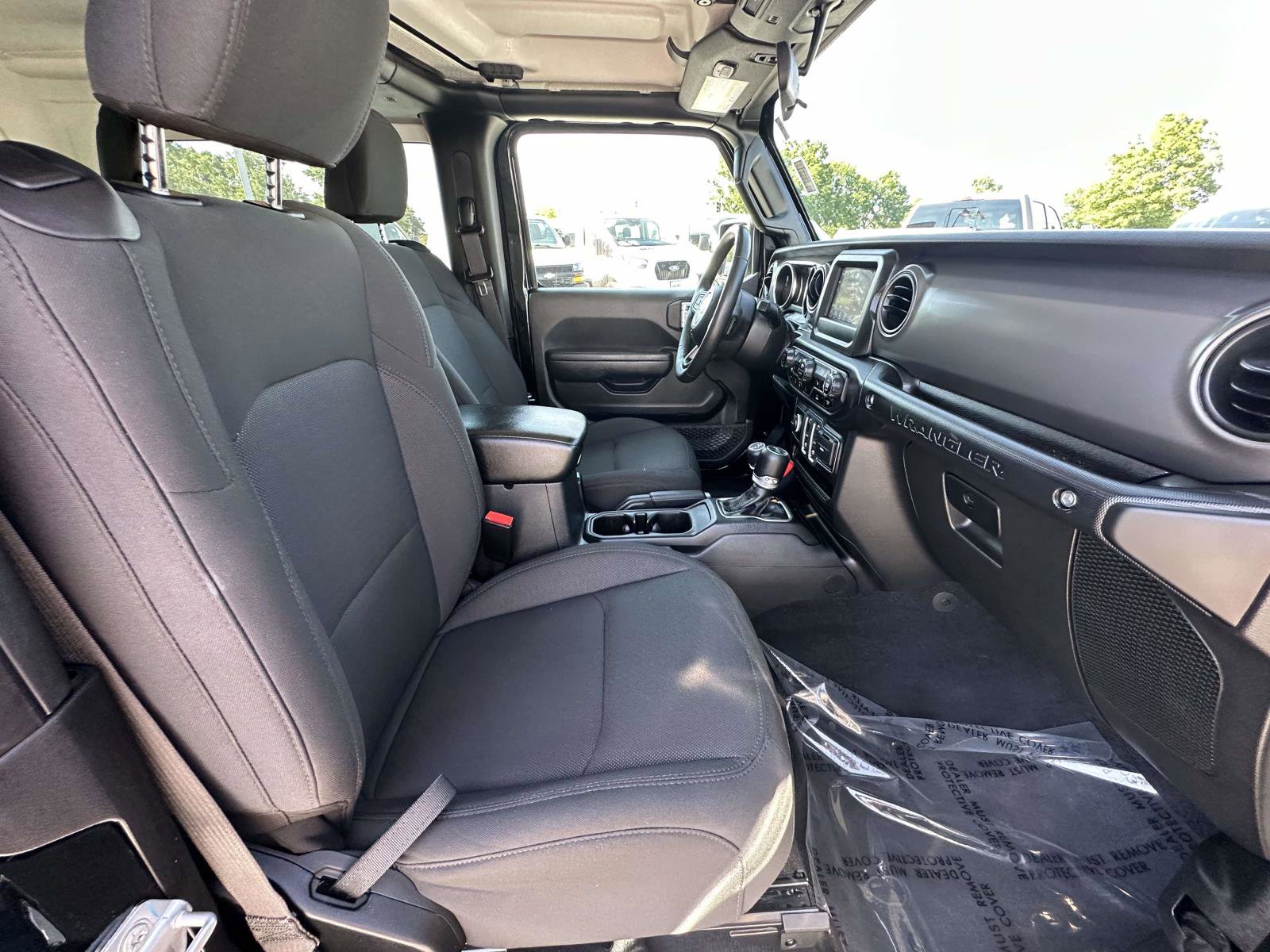 Used 2023 Jeep Wrangler Sport AWD/4WD image 21