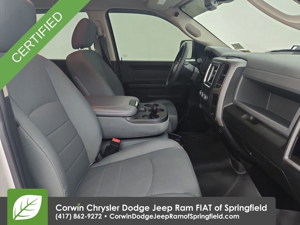 Used 2018 RAM 3500 Tradesman w/ Chrome Appearance Group RWD image 21