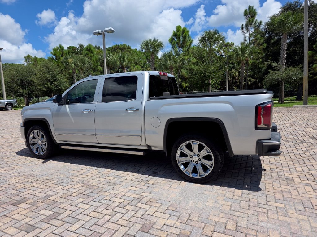 Used 2018 GMC Sierra 1500 Denali w/ Denali Ultimate Package AWD/4WD image 9