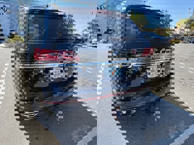 Used 2021 Volkswagen Atlas SEL Premium image 8