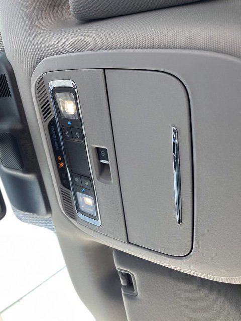 Used 2022 Ford F150 Lariat image 23