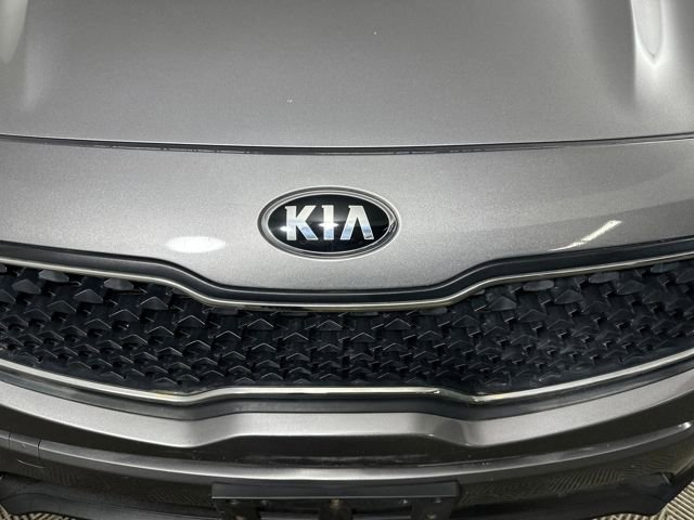 Used 2017 Kia Sportage LX image 9