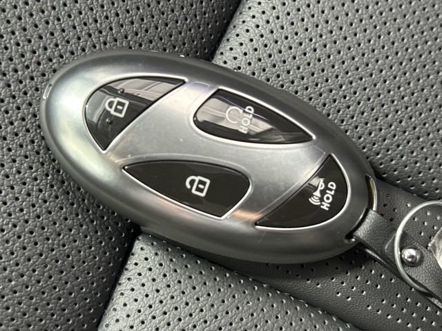 New 2025 Hyundai Sonata Limited image 30