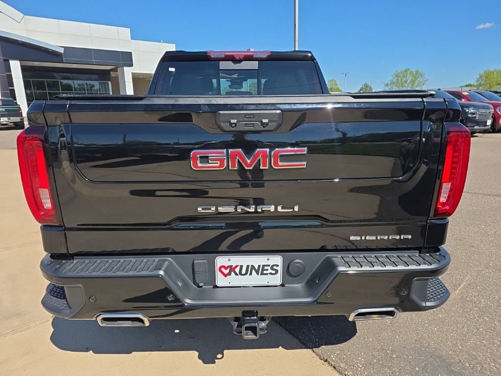 Used 2022 GMC Sierra 1500 Denali w/ Denali Reserve Package AWD/4WD image 6