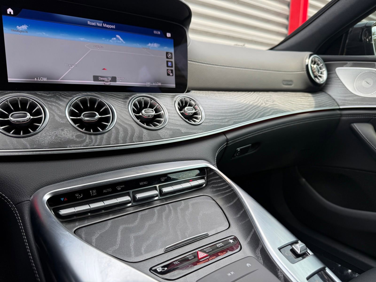 Used 2021 Mercedes-Benz AMG GT 43 w/ Driver Assistance Package image 40