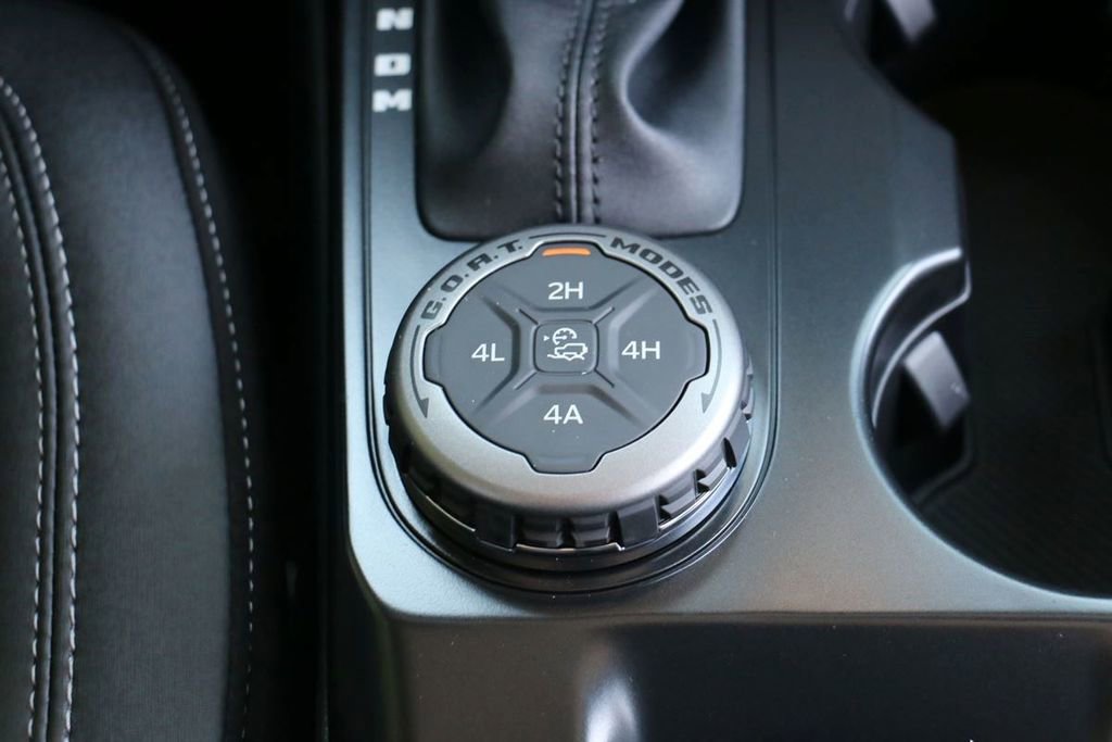 New 2025 Ford Bronco Big Bend w/ Black Diamond Package image 26