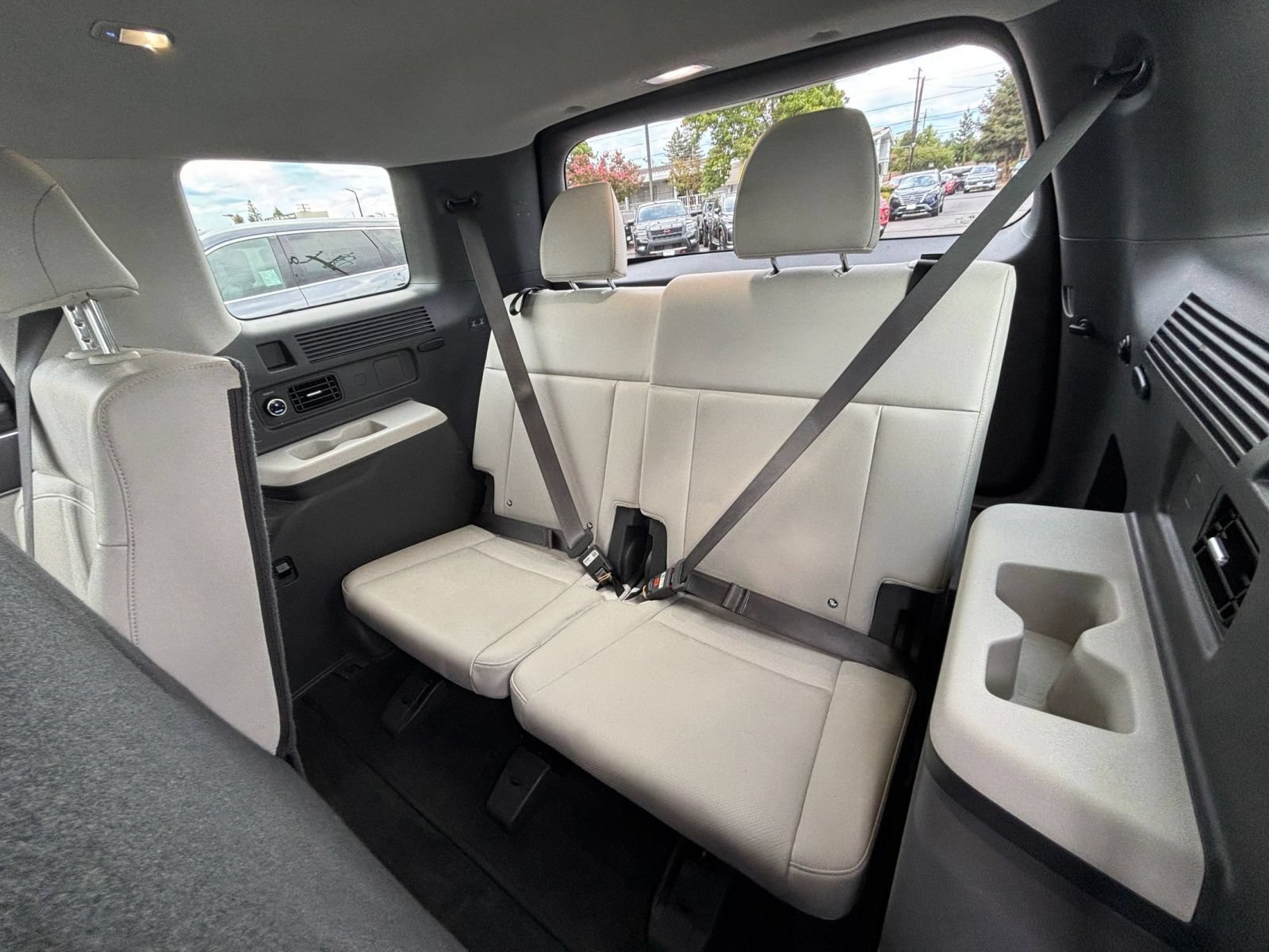 Used 2025 Hyundai Santa Fe SEL AWD/4WD image 27