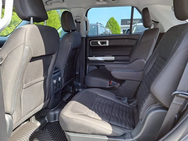 Used 2021 Ford Explorer XLT AWD/4WD image 24